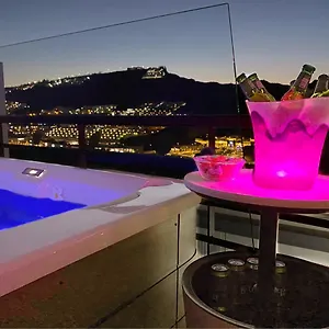  Villa “villa Mogán Mall”, Con Jacuzzi España