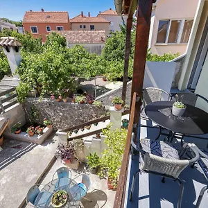 M&v Apartment